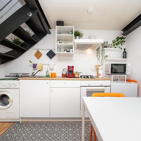 Stagabin Little Loft Near Porta Susa Station And Subway Apartment Turin