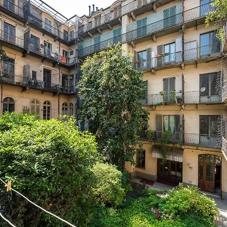 Stagabin Little Loft Near Porta Susa Station And Subway Apartmán