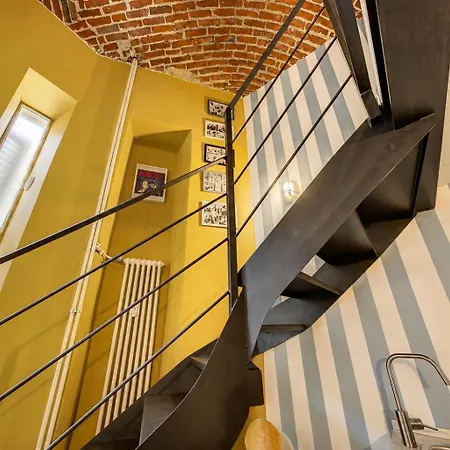 Stagabin Little Loft Near Porta Susa Station And Subway Apartmán Turín