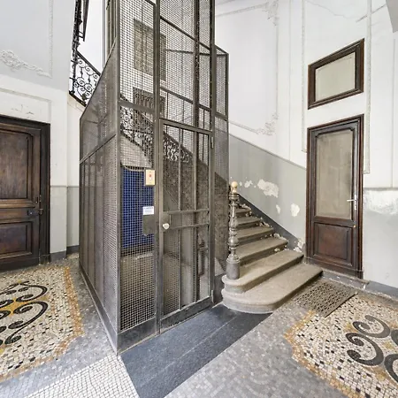 Stagabin Little Loft Near Porta Susa Station And Subway Apartmán